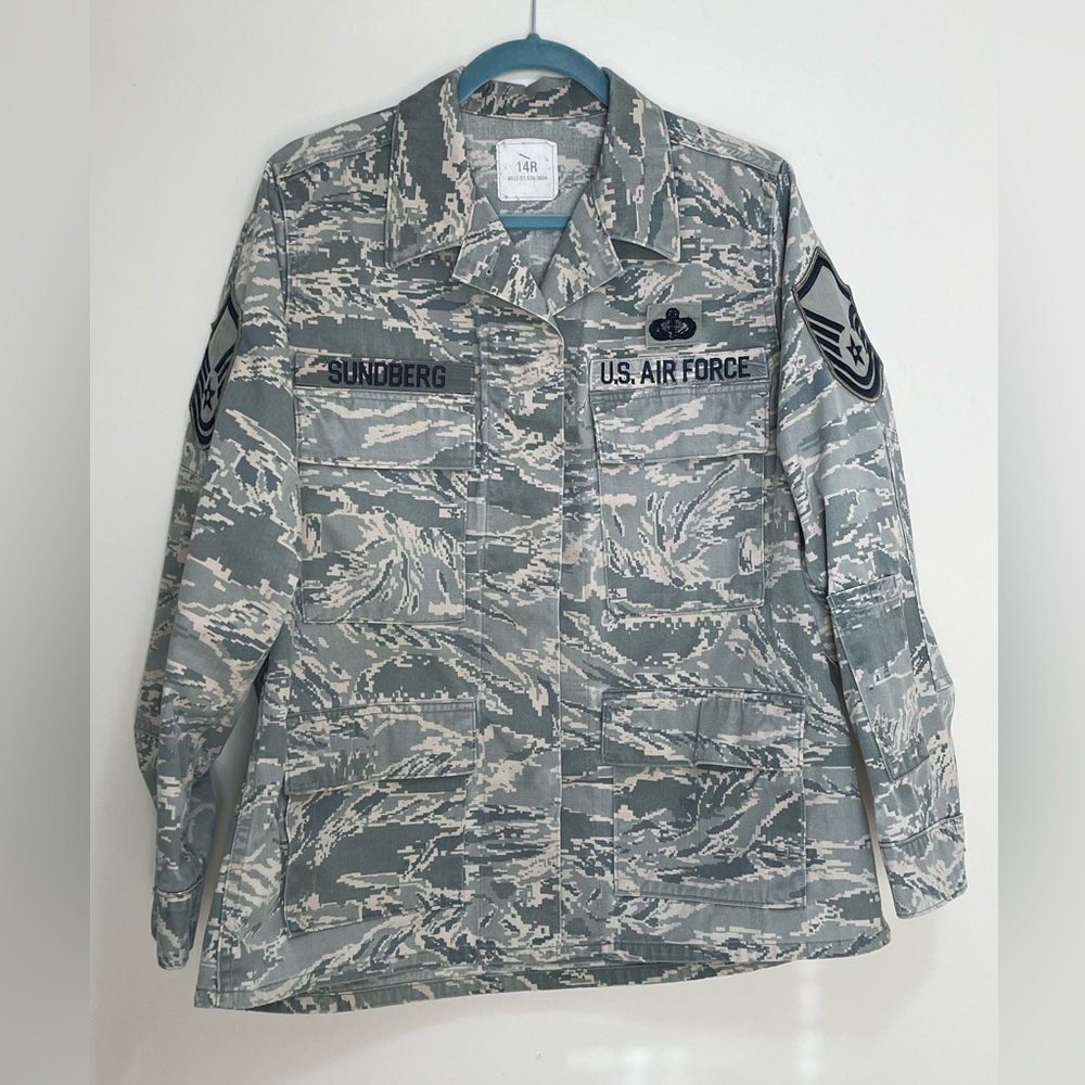 Military US Air Force Digital Camo Combat Uniform Utility Jacket Mens